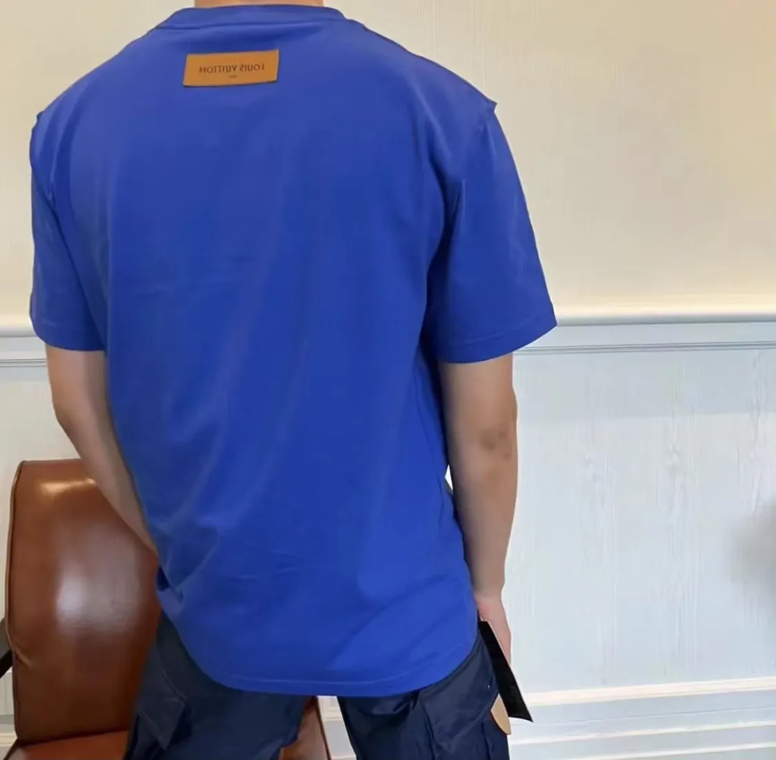 Louis Vuitton/Louis Vuitton three-dimensional embossed logo short sleeves